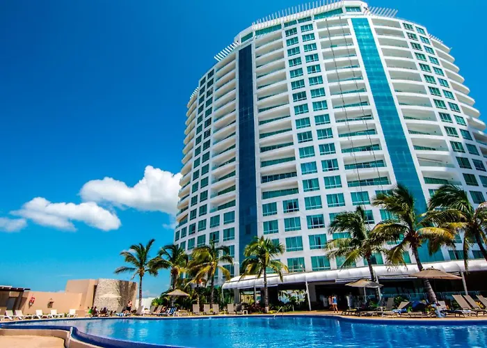 Park Royal Beach Mazatlán